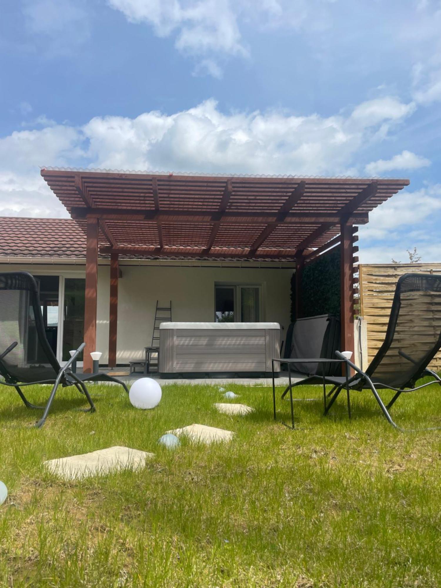 Sinalospa - Culiacan - Appartement Jardin Jacuzzi Sauna A 5 Minutes De Nancy Place Stanislas Champigneulles Luaran gambar